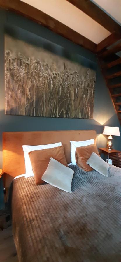 Bed & Breakfast De Kienstee Schoondijke Exterior photo